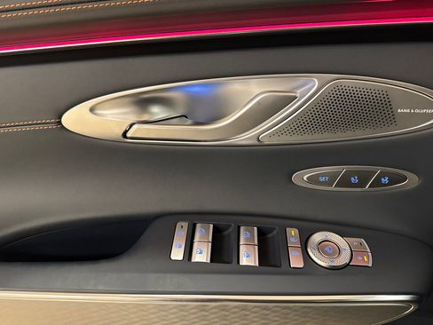 New 2026 Genesis GV70 2.5T Sport Prestige AWD/4WD image 11