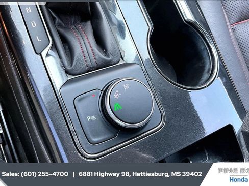Used 2020 Chevrolet Blazer RS FWD image 23
