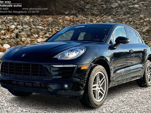 Used 2018 Porsche Macan image 1