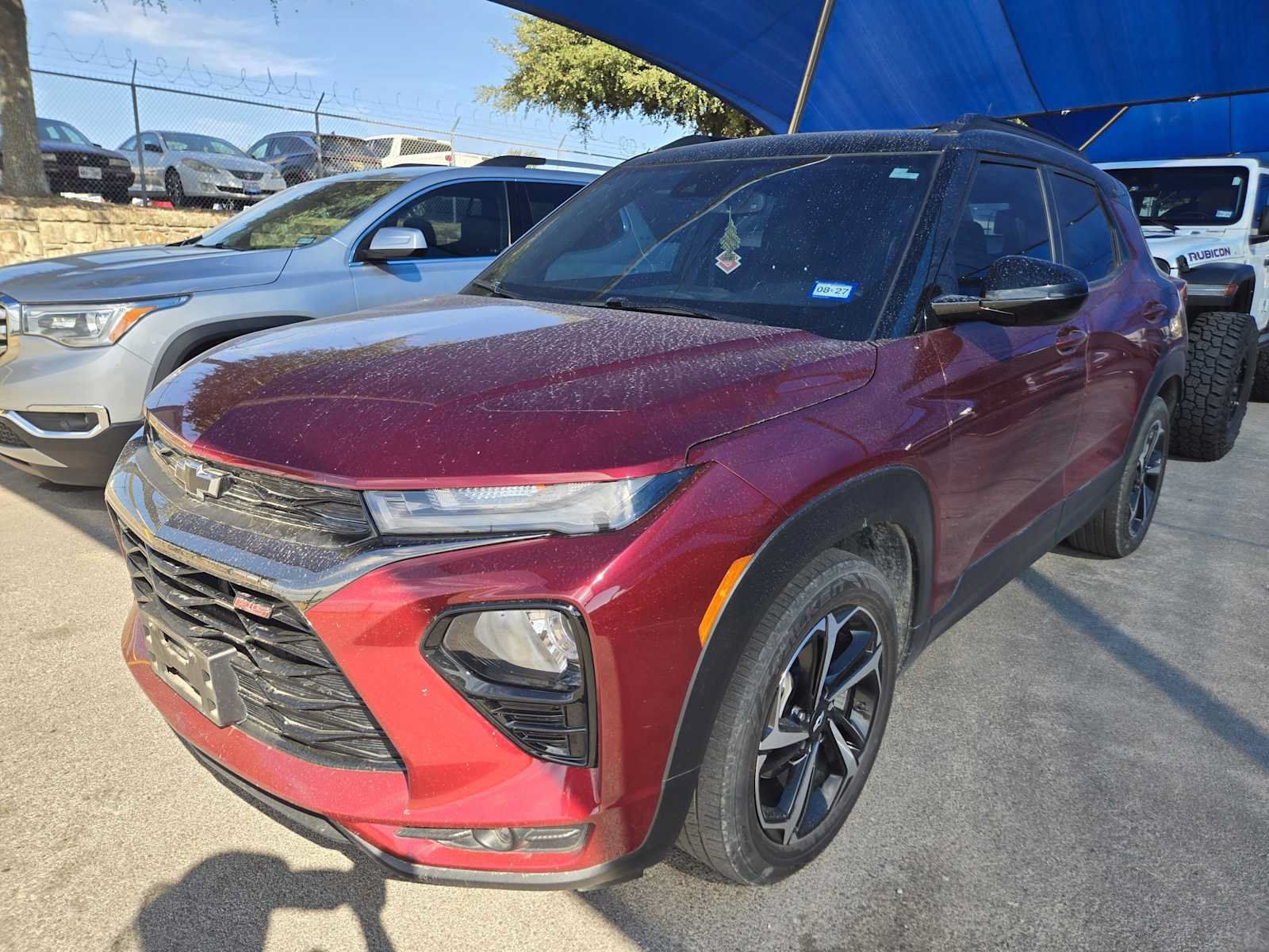 Used 2022 Chevrolet TrailBlazer RS w/ Sun and Liftgate Package FWD image 1