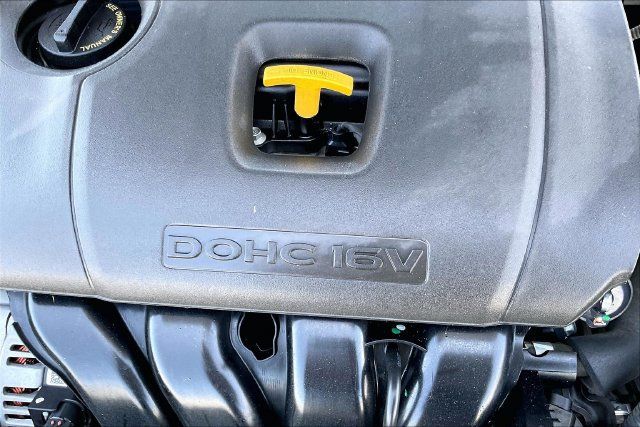 Used 2023 Kia Forte GT-Line w/ GT-Line Premium Package FWD image 32
