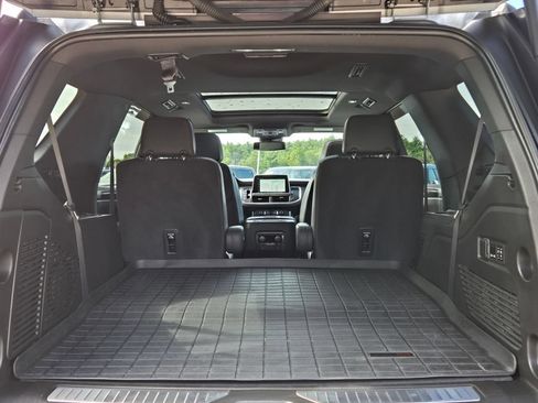 Used 2024 Chevrolet Tahoe RST w/ Luxury Package AWD/4WD image 11