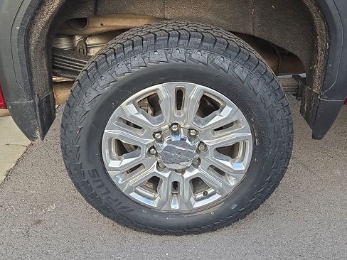 Used 2022 GMC Sierra 2500 Denali w/ Denali Ultimate Package image 5