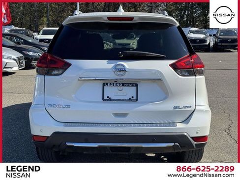 Used 2020 Nissan Rogue SL w/ Premium Package image 6
