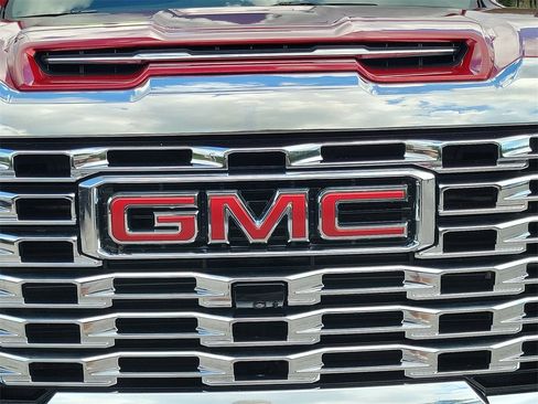 Used 2024 GMC Sierra 2500 Denali w/ Denali Reserve Package image 98