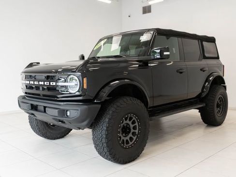 Used 2022 Ford Bronco Outer Banks AWD/4WD image 7