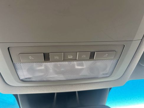 Used 2016 Chevrolet Cruze LT image 21