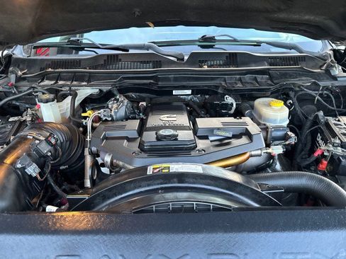 Used 2017 RAM 2500 Laramie image 36