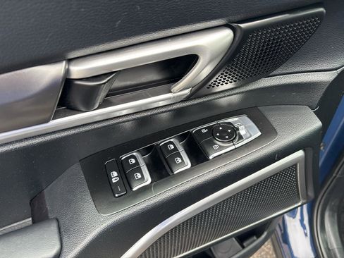 Used 2025 Kia Telluride S image 10