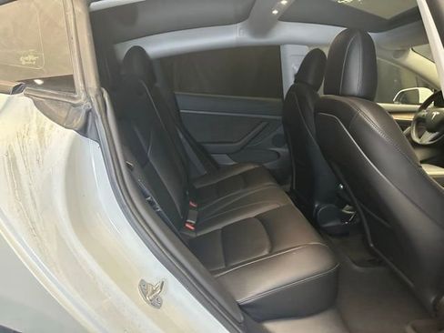 Used 2022 Tesla Model 3 Long Range AWD/4WD image 18