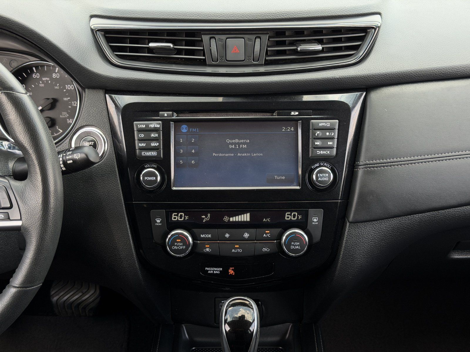 Used 2017 Nissan Rogue SL w/ SL Premium Package FWD image 18