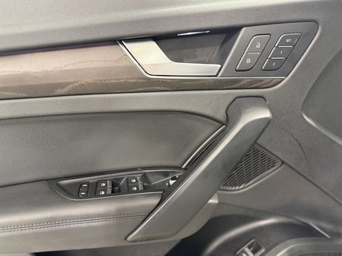 Used 2019 Audi Q5 Prestige image 12