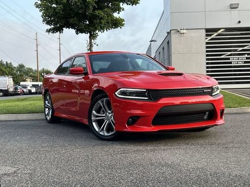 Used 2022 Dodge Charger R/T RWD image 1