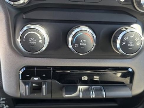 Used 2024 RAM 2500 Big Horn image 22