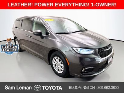 Used 2023 Chrysler Pacifica Touring-L