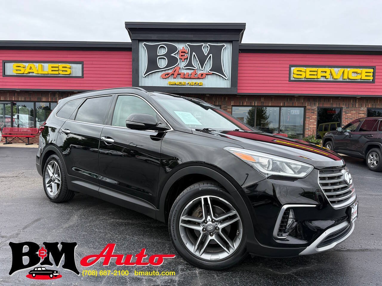 Used 2017 Hyundai Santa Fe FWD image 1