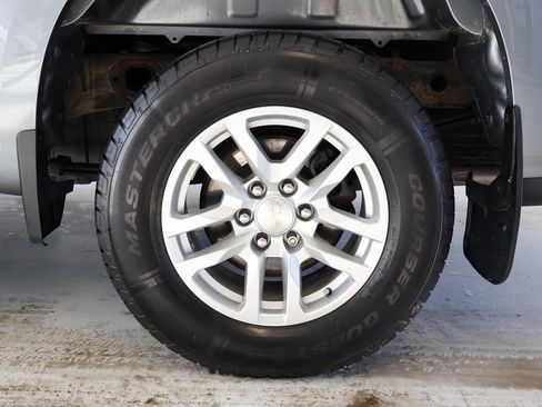 Certified 2021 Chevrolet Silverado 1500 LT w/ Z71 Off-Road Package image 43