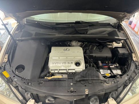 Used 2004 Lexus RX 330 AWD image 27