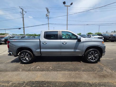 Used 2024 Chevrolet Silverado 1500 LT AWD/4WD image 6