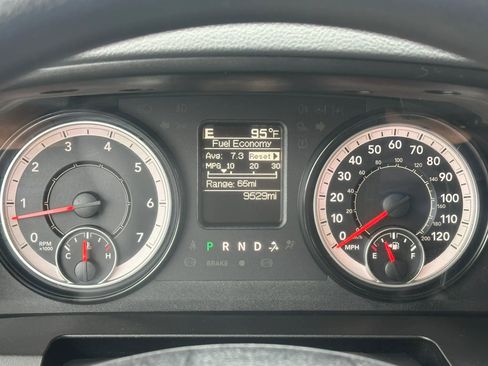 Used 2018 RAM 2500 Tradesman RWD image 4