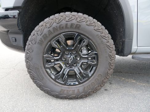 Certified 2024 Chevrolet Silverado 1500 ZR2 w/ Technology Package image 14