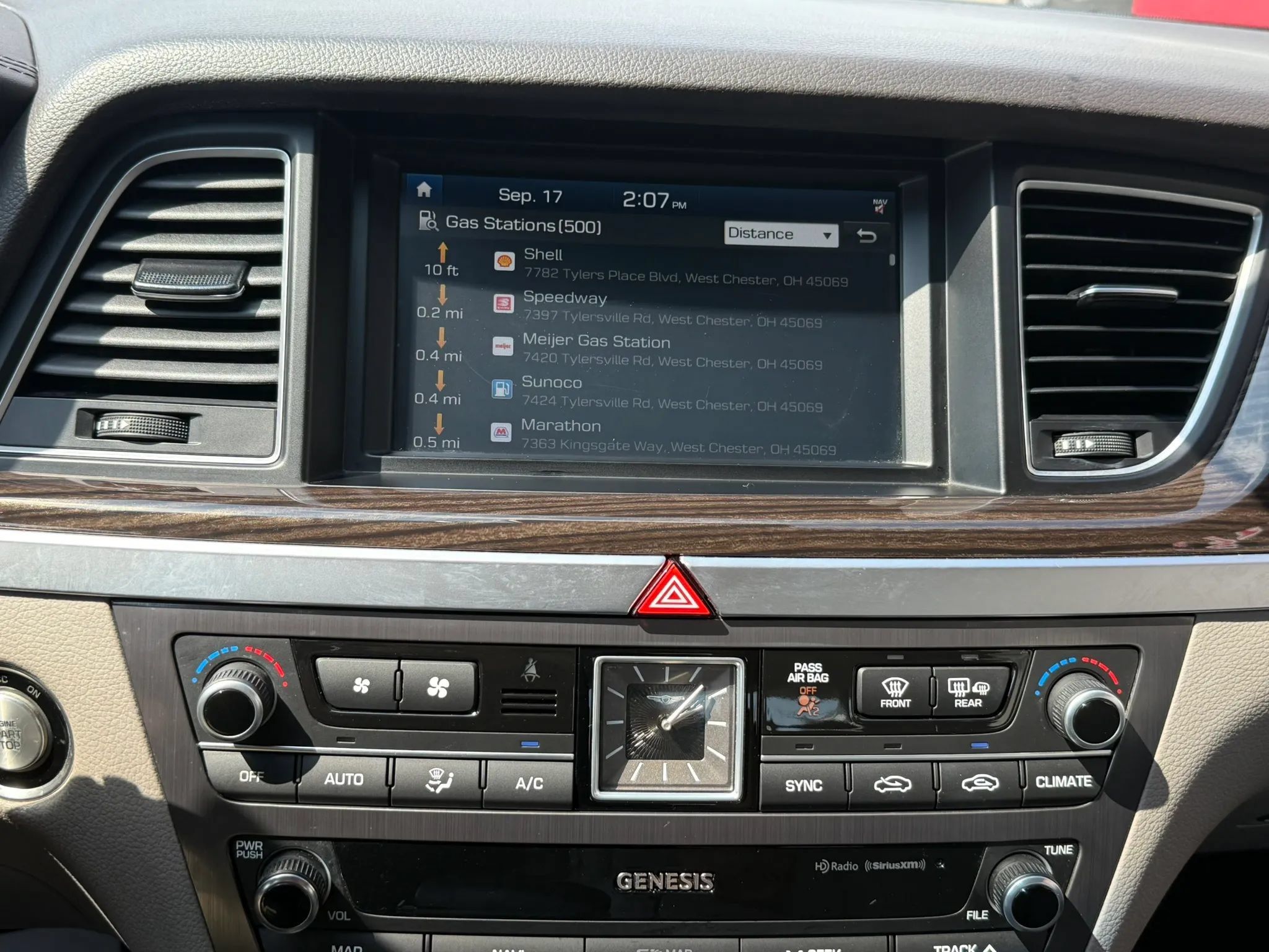 Used 2019 Genesis G80 3.8 AWD/4WD image 16