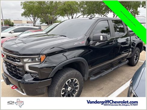 Used 2023 Chevrolet Silverado 1500 ZR2 w/ Technology Package AWD/4WD image 1