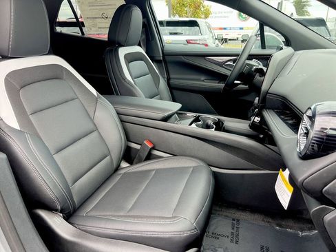 New 2026 Chevrolet Blazer EV LT image 61