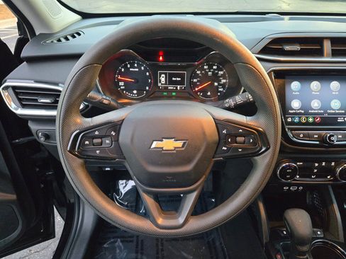 Certified 2023 Chevrolet TrailBlazer LT w/ Convenience Package image 30