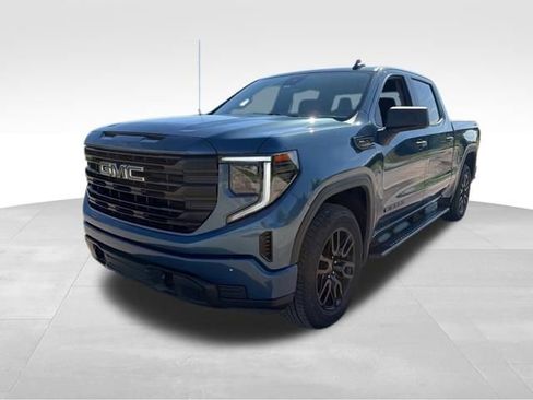 Used 2024 GMC Sierra 1500 Pro w/ Graphite Edition AWD/4WD image 7