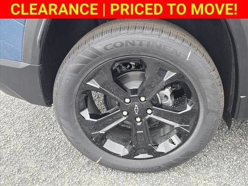 New 2026 Chevrolet Equinox LT w/ Convenience Package II AWD/4WD image 32