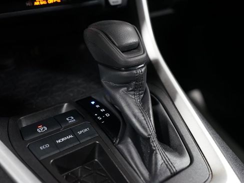 Certified 2024 Toyota RAV4 XLE FWD image 21