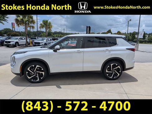 Used 2023 Mitsubishi Outlander SE FWD image 9