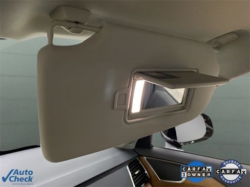 Used 2025 Volvo XC90 B6 Plus image 54