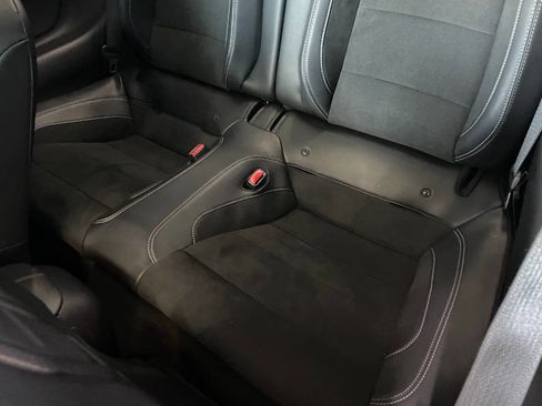 Used 2016 Ford Mustang Shelby GT350 w/ Technology Package image 18