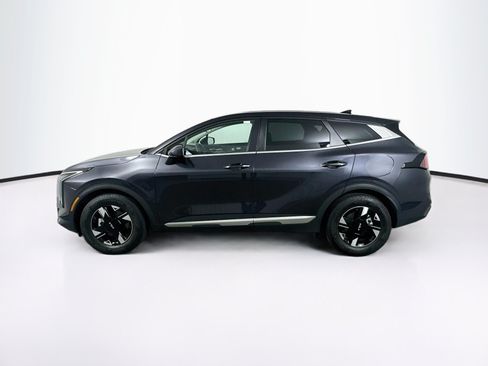 Used 2026 Kia Sportage LX FWD image 4