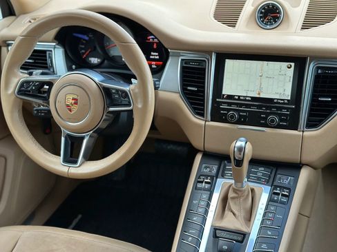 Used 2015 Porsche Macan S AWD/4WD image 24