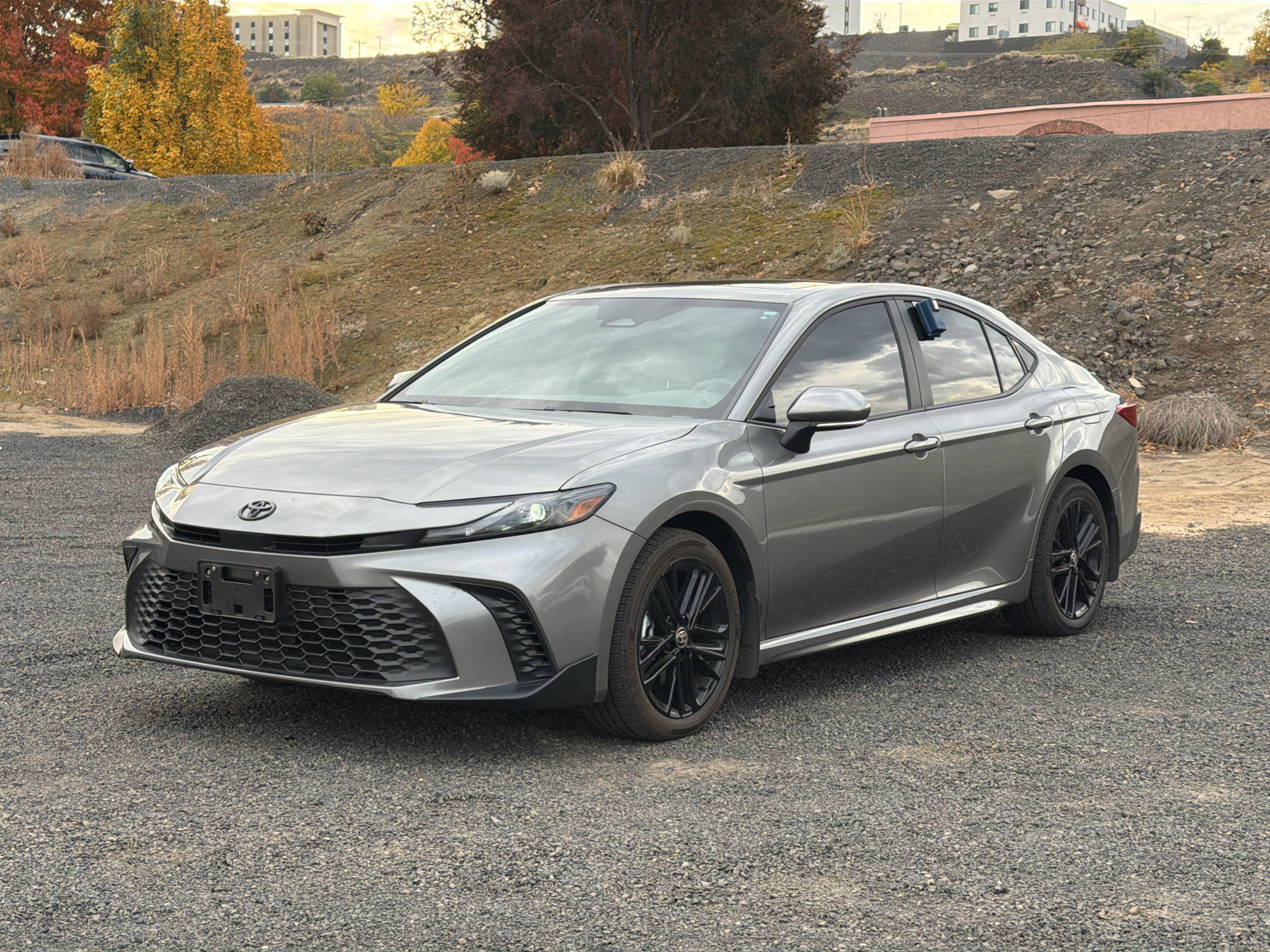 Used 2026 Toyota Camry SE w/ Convenience Package AWD/4WD image 3
