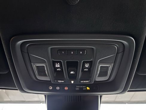 Used 2024 GMC Sierra 1500 Denali Ultimate image 27