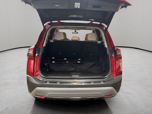 Used 2021 Nissan Rogue SL w/ Premium Package FWD image 12