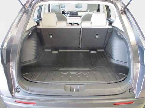 New 2026 Honda HR-V LX image 28