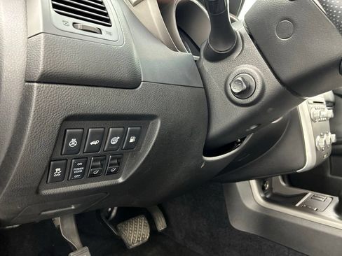 Used 2013 Nissan Murano LE w/ Platinum Pkg AWD/4WD image 18