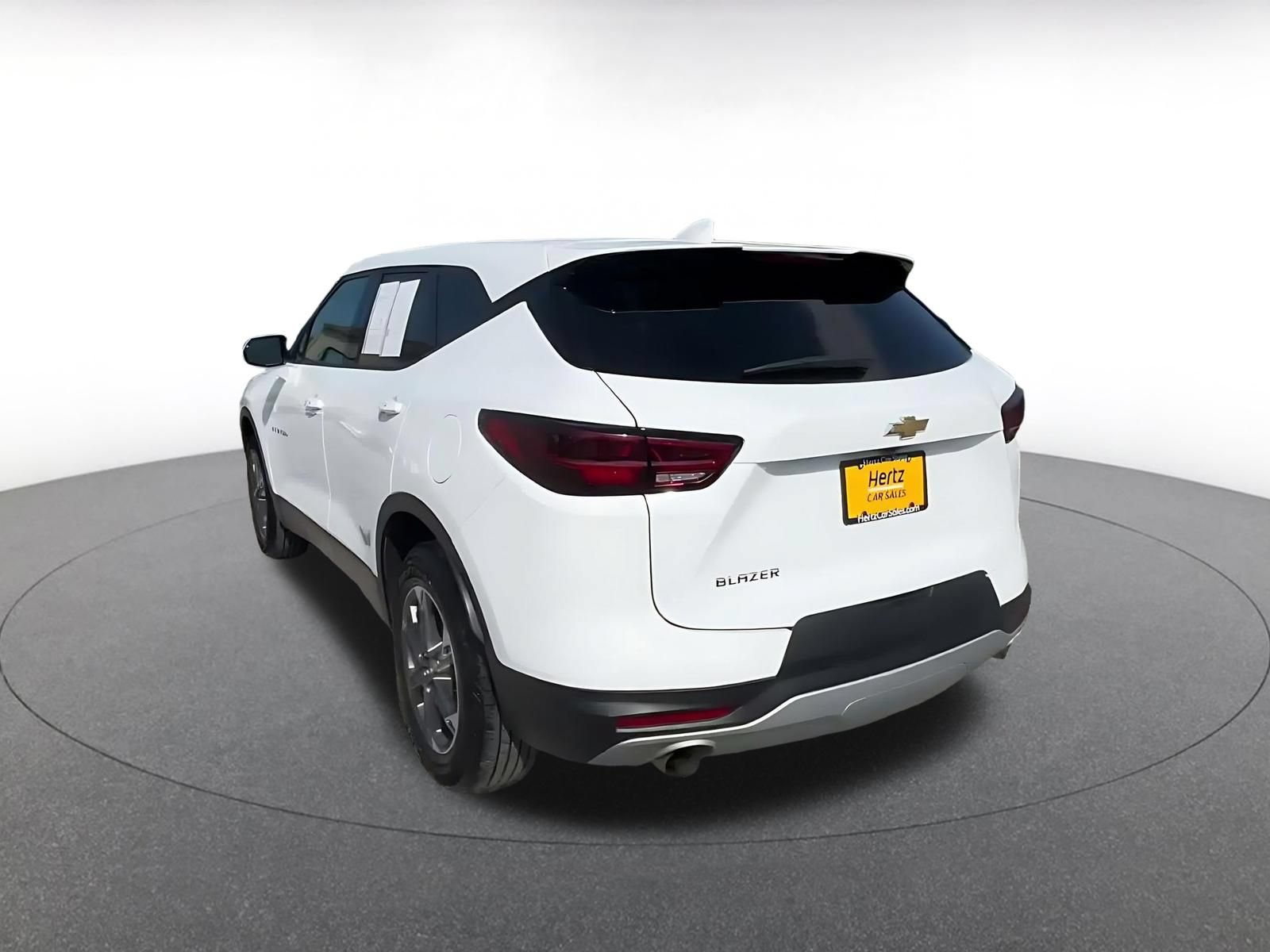 Used 2025 Chevrolet Blazer LT FWD image 10