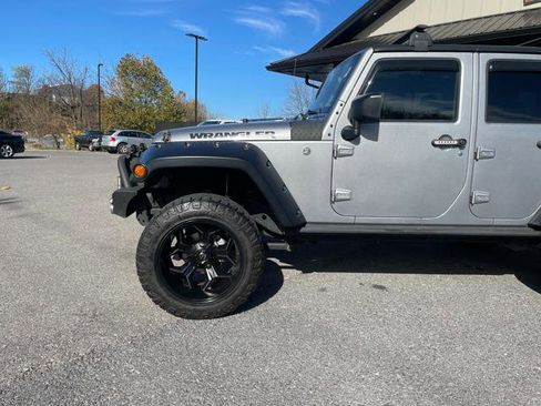 Used 2016 Jeep Wrangler Unlimited Sport image 2