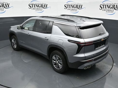 Used 2026 Chevrolet Traverse LT AWD/4WD image 13