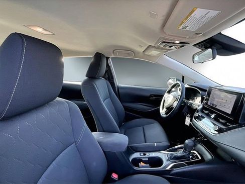 Used 2023 Toyota Corolla LE image 27