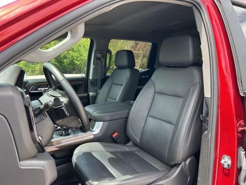 Used 2024 Chevrolet Silverado 1500 LT Trail Boss w/ LT Trail Boss Premium Package AWD/4WD image 20