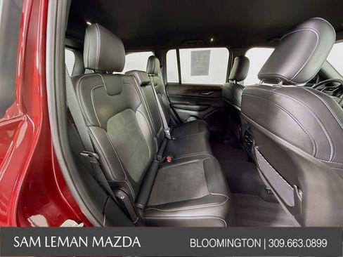 Used 2024 Jeep Grand Cherokee Altitude image 25