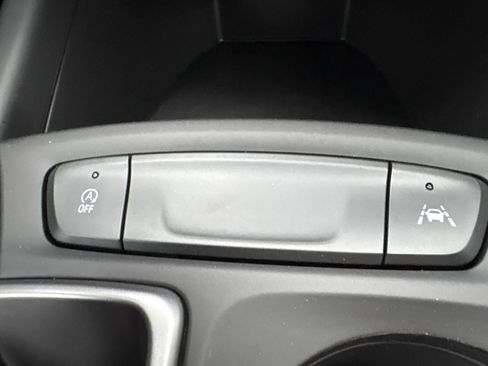 New 2026 Chevrolet Trax RS w/ Driver Confidence Package FWD image 22