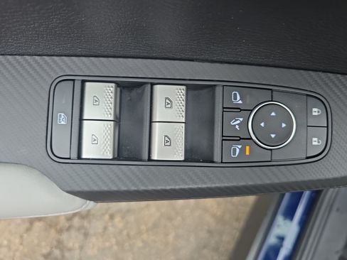 Used 2024 Mitsubishi Outlander SEL AWD/4WD image 27
